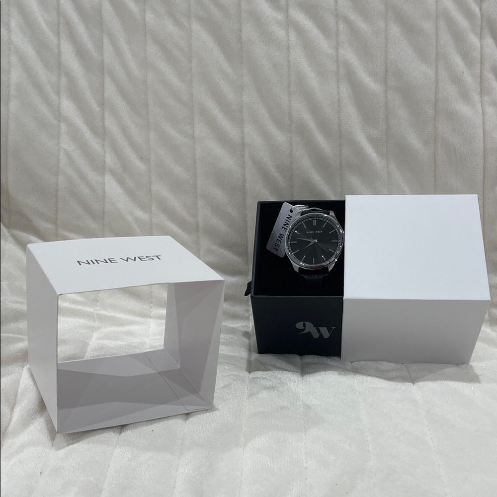 Nine West Men's Black Dial Silver-Tone Watch